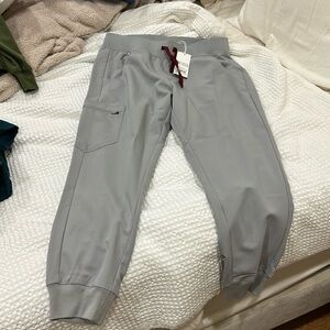 Grey figs scrub pants jogger